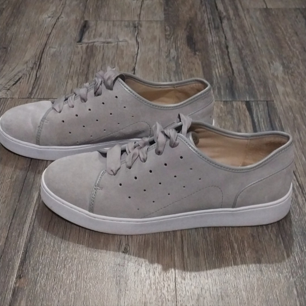 Vionic Keke Shoes Women 8.5 Gray Low Top Sneakers Suede Round Toe Lace Up Casual